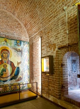 La icona 'Del Segno' in alta sottostruttura della Cattedrale - Guida a Mosca