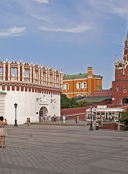 Una delle torre che difendevano i ponti levatoi - Guida a Mosca