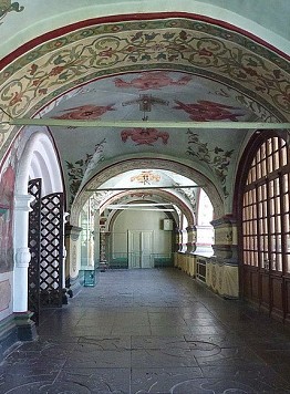 La galleria interna della Cattedrale Della Nostra Signora di Smolensk - Guida a Mosca