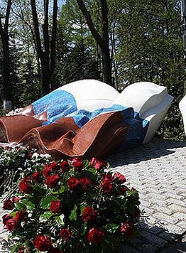 Il sepolcro di Boris Elzin - Guida a Mosca