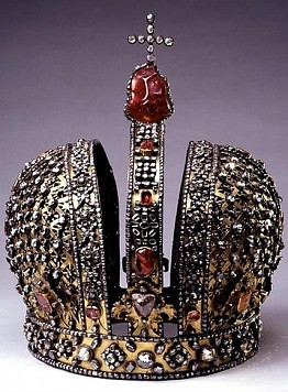 La corona imperiale della imperatrice Anna Ioanovna. (Nipote di Pietro I, figlia del suo fratellastro Ivan) - Guida a Mosca